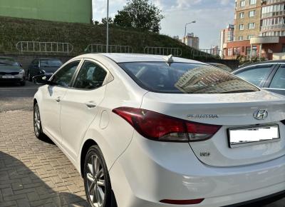 Фото Hyundai Elantra