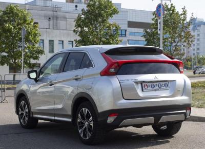 Фото Mitsubishi Eclipse Cross