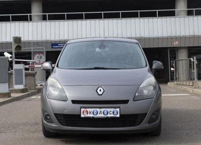 Фото Renault Scenic