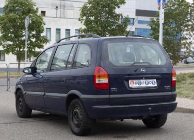 Фото Opel Zafira