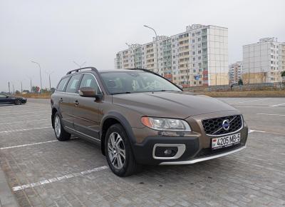 Фото Volvo XC70