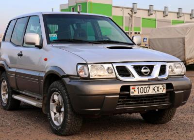 Фото Nissan Terrano