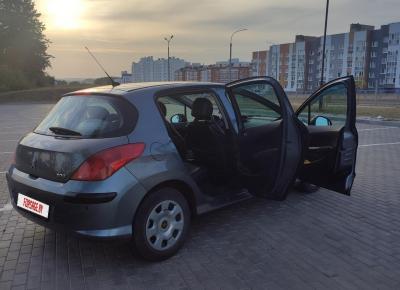 Фото Peugeot 308