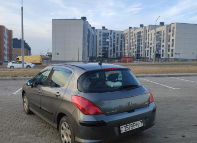 Фото Peugeot 308