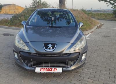 Фото Peugeot 308