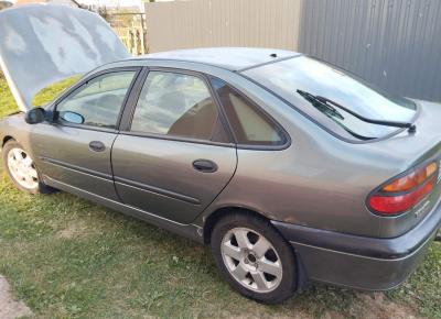 Фото Renault Laguna