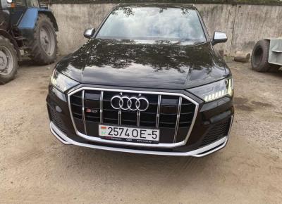 Фото Audi SQ7