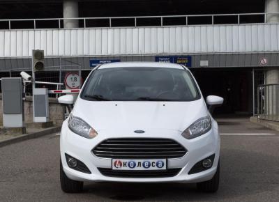 Фото Ford Fiesta