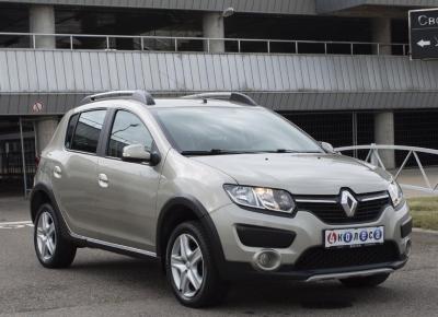 Фото Renault Sandero