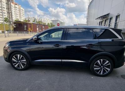 Фото Peugeot 5008