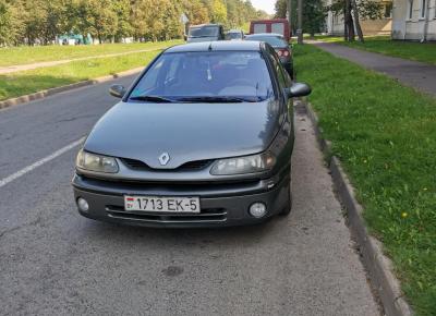 Фото Renault Laguna