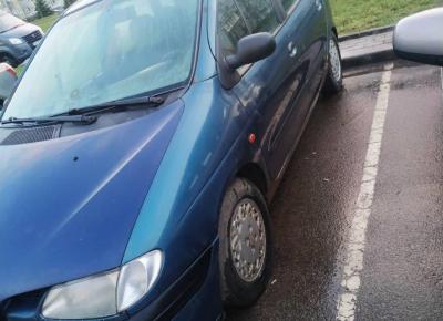 Фото Renault Scenic