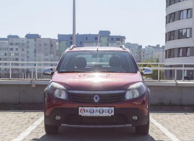 Фото Renault Sandero