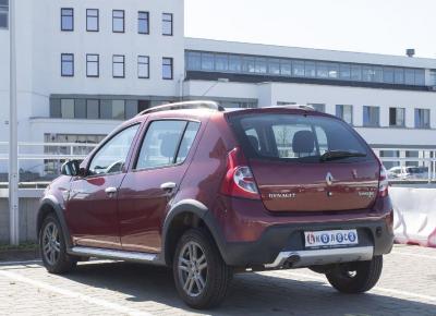 Фото Renault Sandero