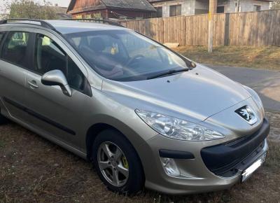 Фото Peugeot 308