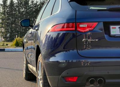 Фото Jaguar F-Pace