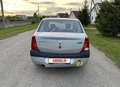 Фото Renault Logan