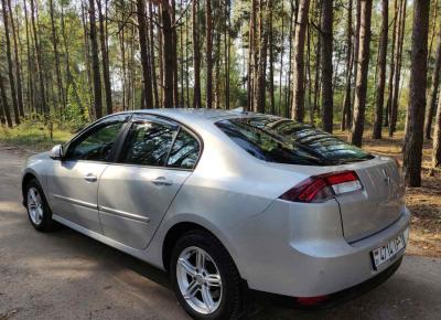 Фото Renault Laguna