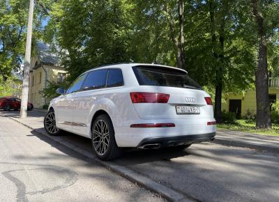 Фото Audi Q7