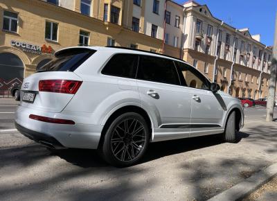 Фото Audi Q7