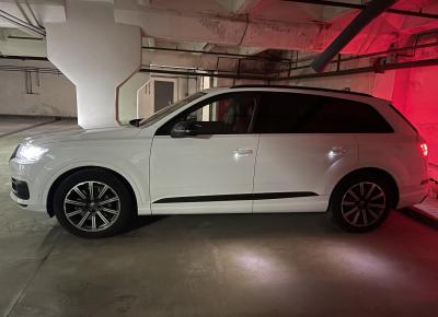 Фото Audi Q7