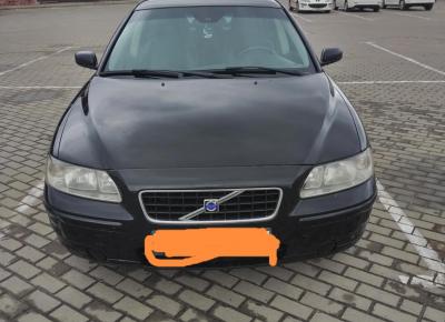 Фото Volvo S60