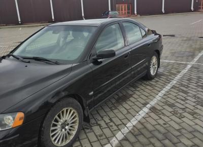 Фото Volvo S60