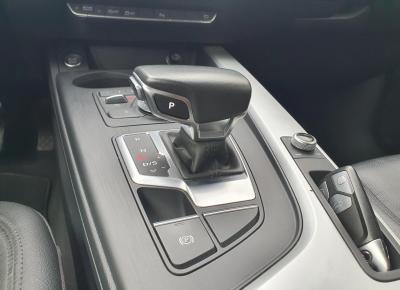 Фото Audi A4