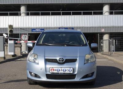 Фото Toyota Auris