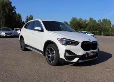 Фото BMW X1