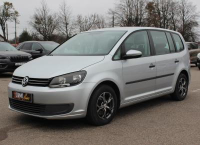 Фото Volkswagen Touran