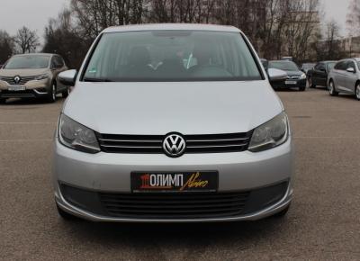 Фото Volkswagen Touran