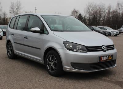 Фото Volkswagen Touran