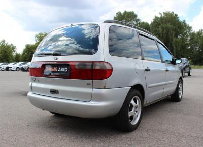 Фото Ford Galaxy