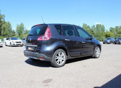 Фото Renault Scenic