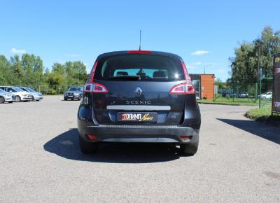 Фото Renault Scenic