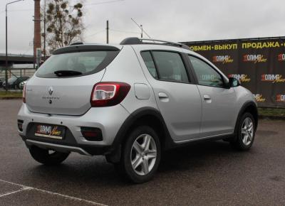 Фото Renault Sandero