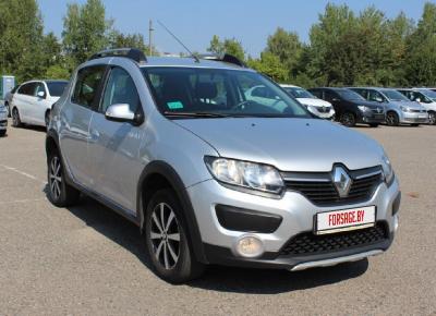 Фото Renault Sandero