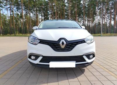 Фото Renault Scenic