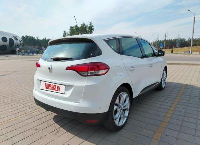 Фото Renault Scenic