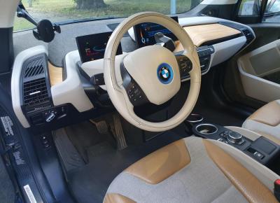 Фото BMW i3