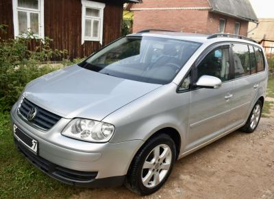 Фото Volkswagen Touran