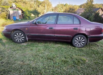 Фото Toyota Carina