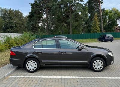 Фото Skoda Superb