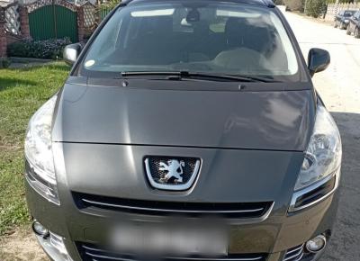 Фото Peugeot 5008