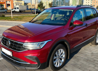 Фото Volkswagen Tiguan, 2021 год выпуска, с двигателем Бензин, 112 532 BYN в г. Минск