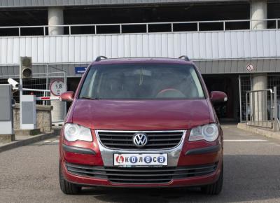 Фото Volkswagen Touran