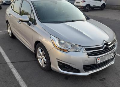 Фото Citroen C4