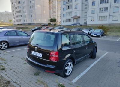 Фото Volkswagen Touran