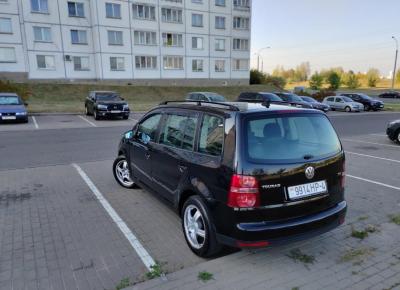 Фото Volkswagen Touran